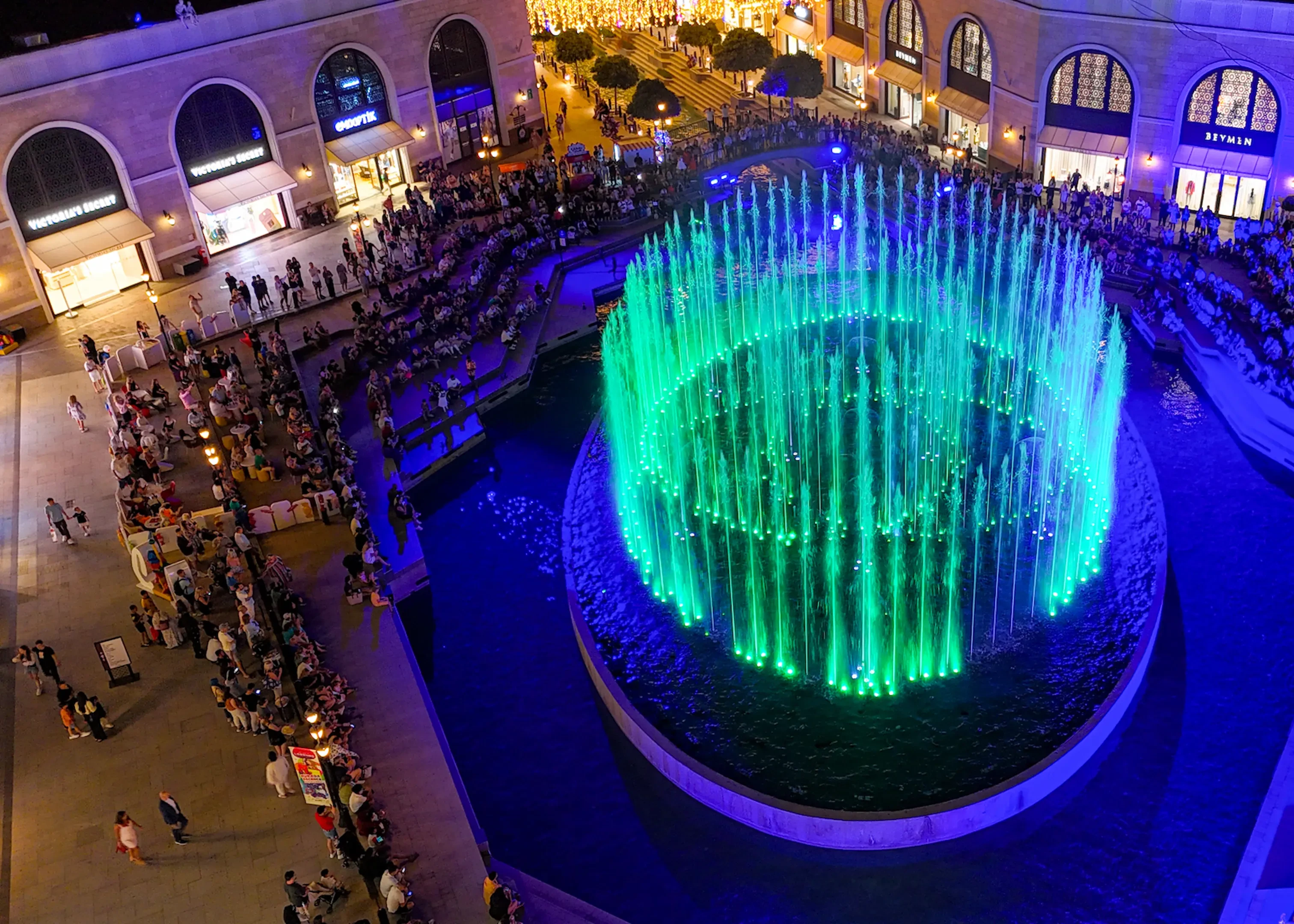Chimera Fountain Show
